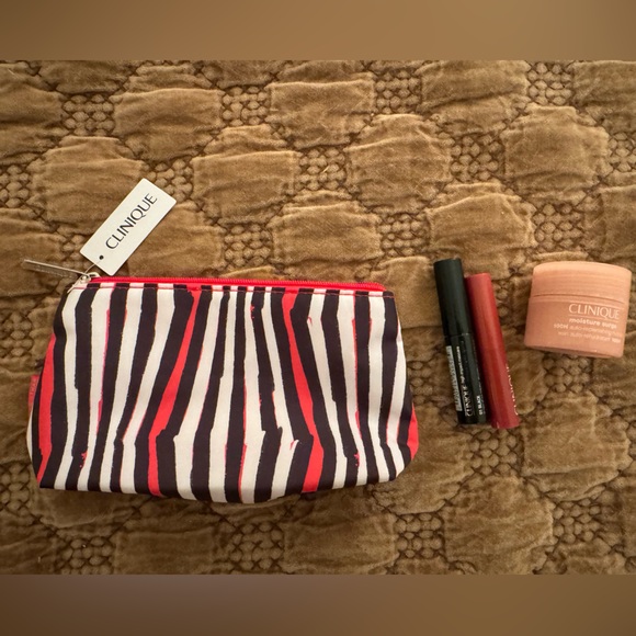 Clinique Other - Clinique Mini Makeup Set and Pouch 💕 NWT.